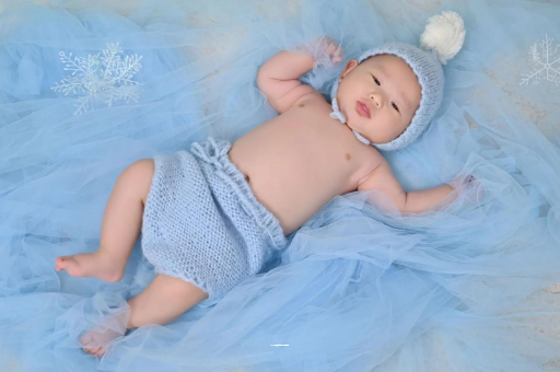 迁安市两个月的宝宝